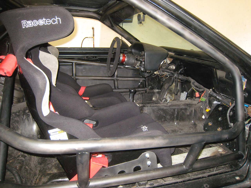 Illustration for article titled Which Would You Take: Lightweight Porsche 928 or LS1-Powered Mazda Miata?